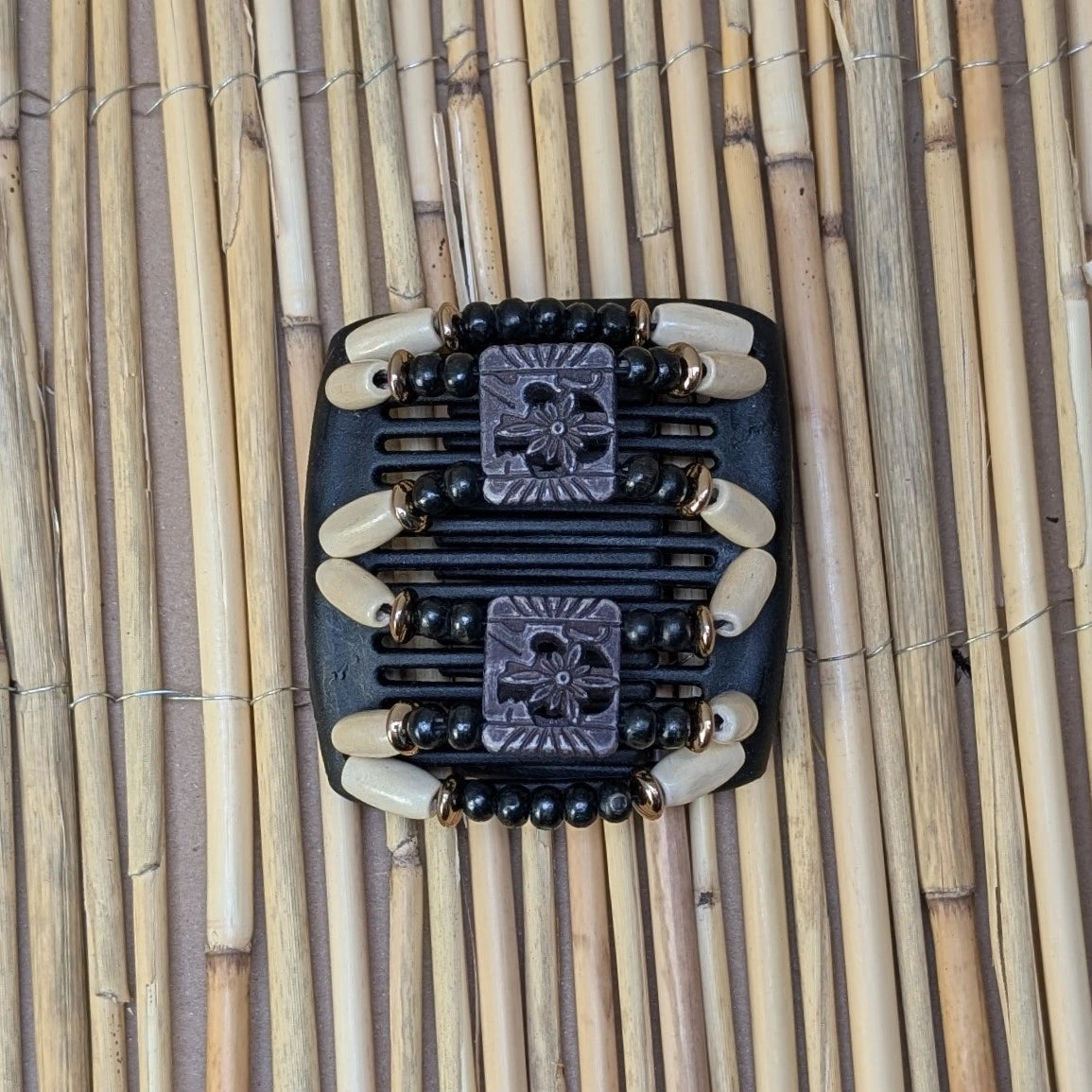 Chameleon "Dupla" mit hellen-schwarzen Holzperlen schwarz