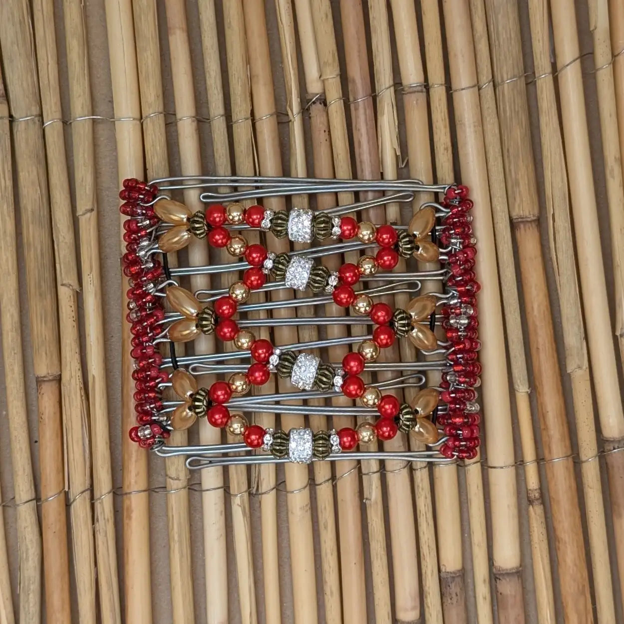 African Butterfly Drahtkamm mit goldenen roten Kunstperlen mit 7 Zähnen