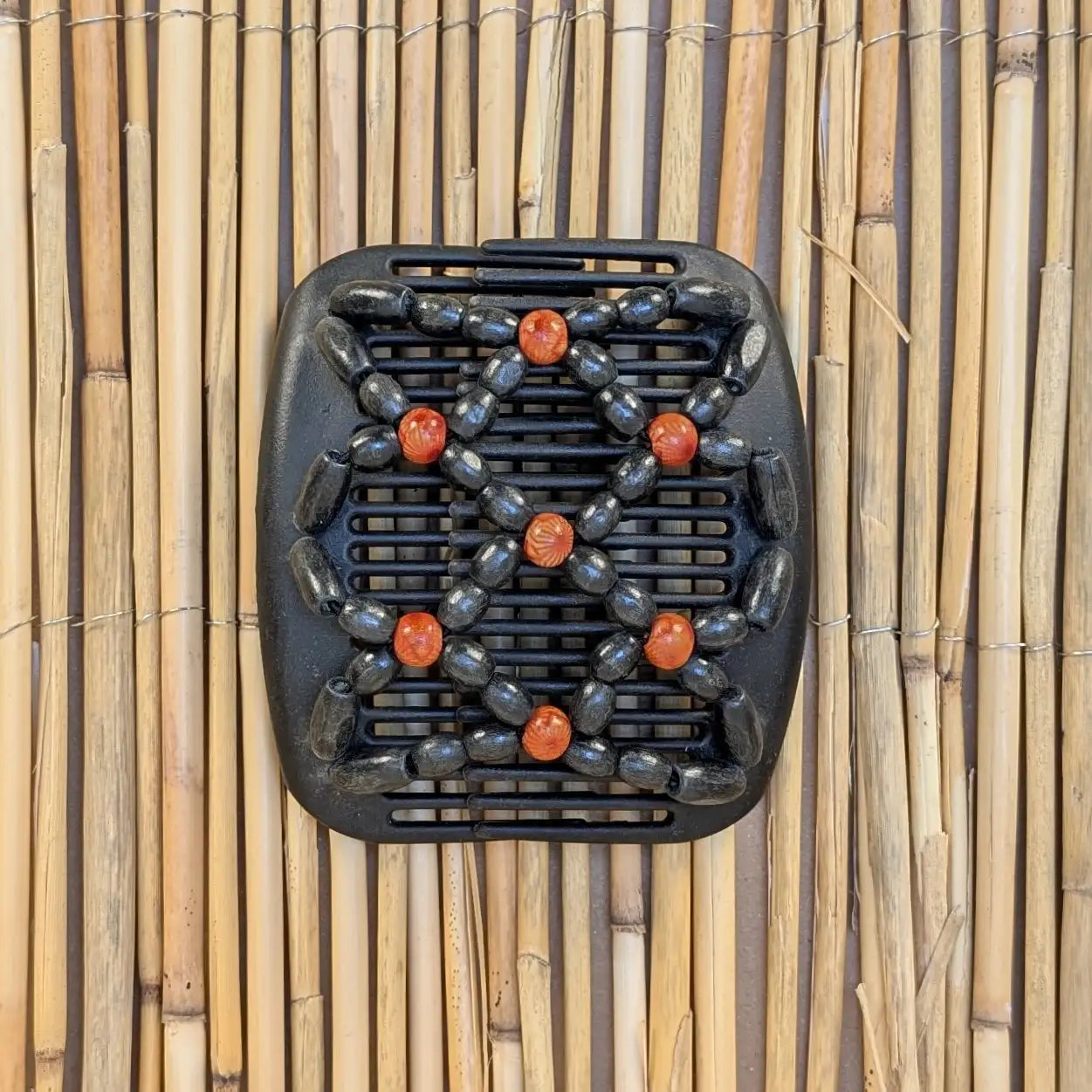 African Butterfly "Ndebele" mit schwarz-roten Holzperlen schwarz