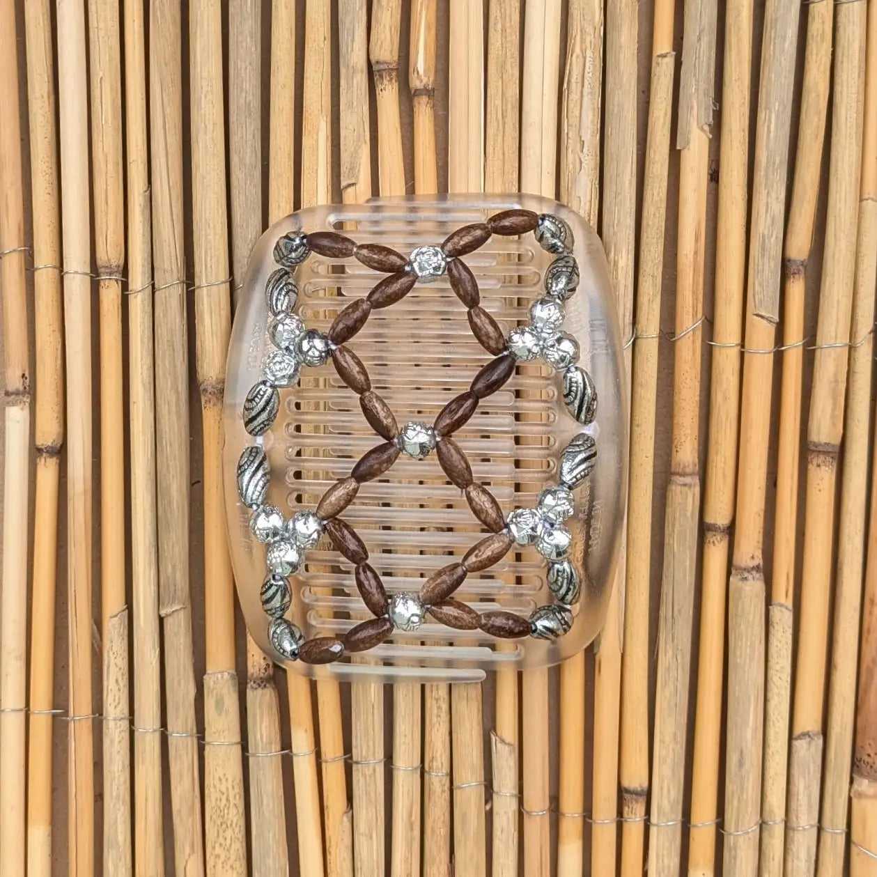 African Butterfly "Ndalena" mit silber-braunen Kunstperlen durchsichtig