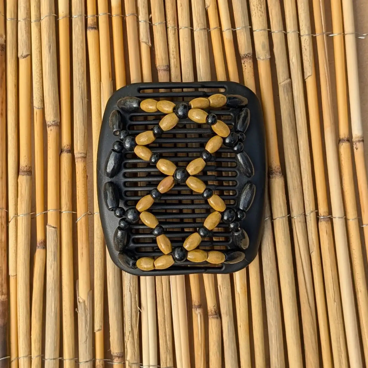 African Butterfly "Ndbele" mit schwarz-beigen Holzperlen schwarz