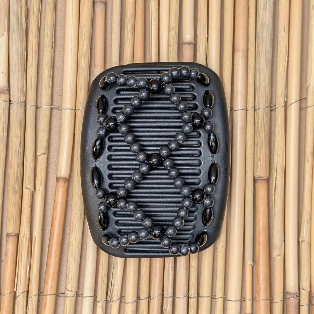 African Butterfly schwarzer Kamm mit schwarzen Kunstperlen