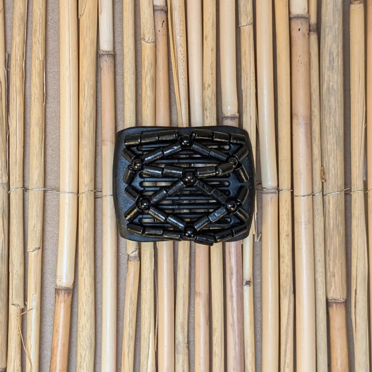 Ladybug (mini) "Ndbele" mit schwarzen Holzperlen schwarz