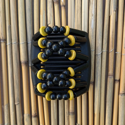 Chameleon "Beada " mit schwarz-gelben Holzperlen schwarz