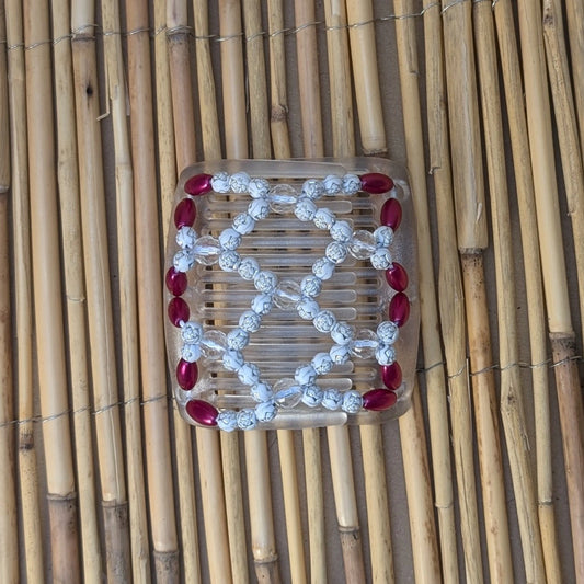 Chameleon "Ndalena" mit rot-weißen Kunstperlen durchsichtig