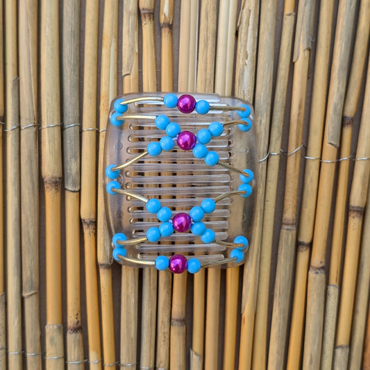 Chameleon "Beada Tube" mit hellblauen-pinken Kunstperlen durchsichtig