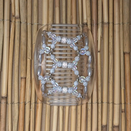 African Butterfly Deluxe "Ndalena" mit silber-weißen Kunstperlen durchsichtig