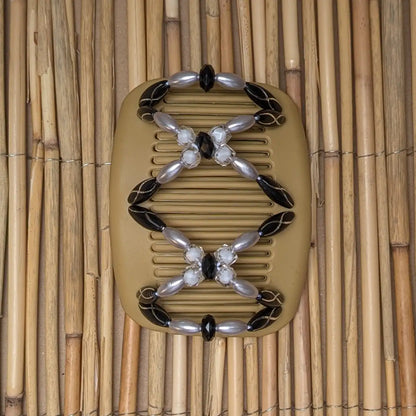 African Butterfly "Dalena" mit schwarz-silbernen Kunstperlen beige