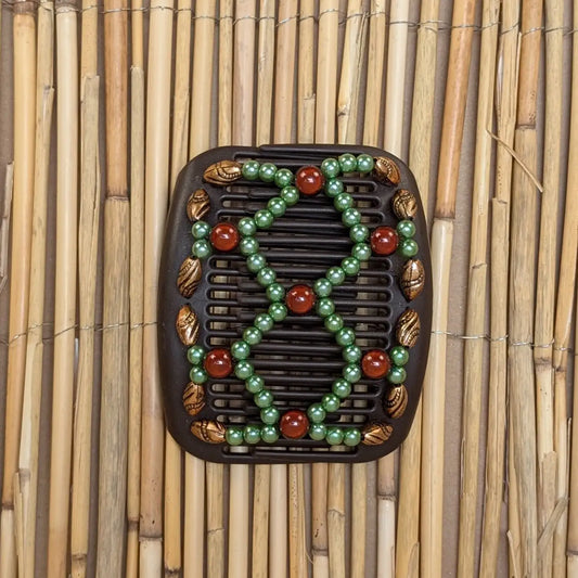 African Butterfly "Ndalena" mit kupfer-grün-braunen Kunstperlen braun