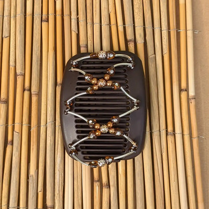 Brauner African Butterfly Haarkamm mit braunen Kunstperlen mit feinen Metallstäben - flexibler Haarschmuck für Hochsteckfrisuren.