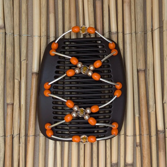 African Butterfly "Beada Tube" mit orangenen Kunstperlen braun