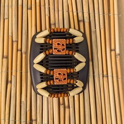 African Butterfly "Dupla" mit hellen-braunen Holzperlen braun