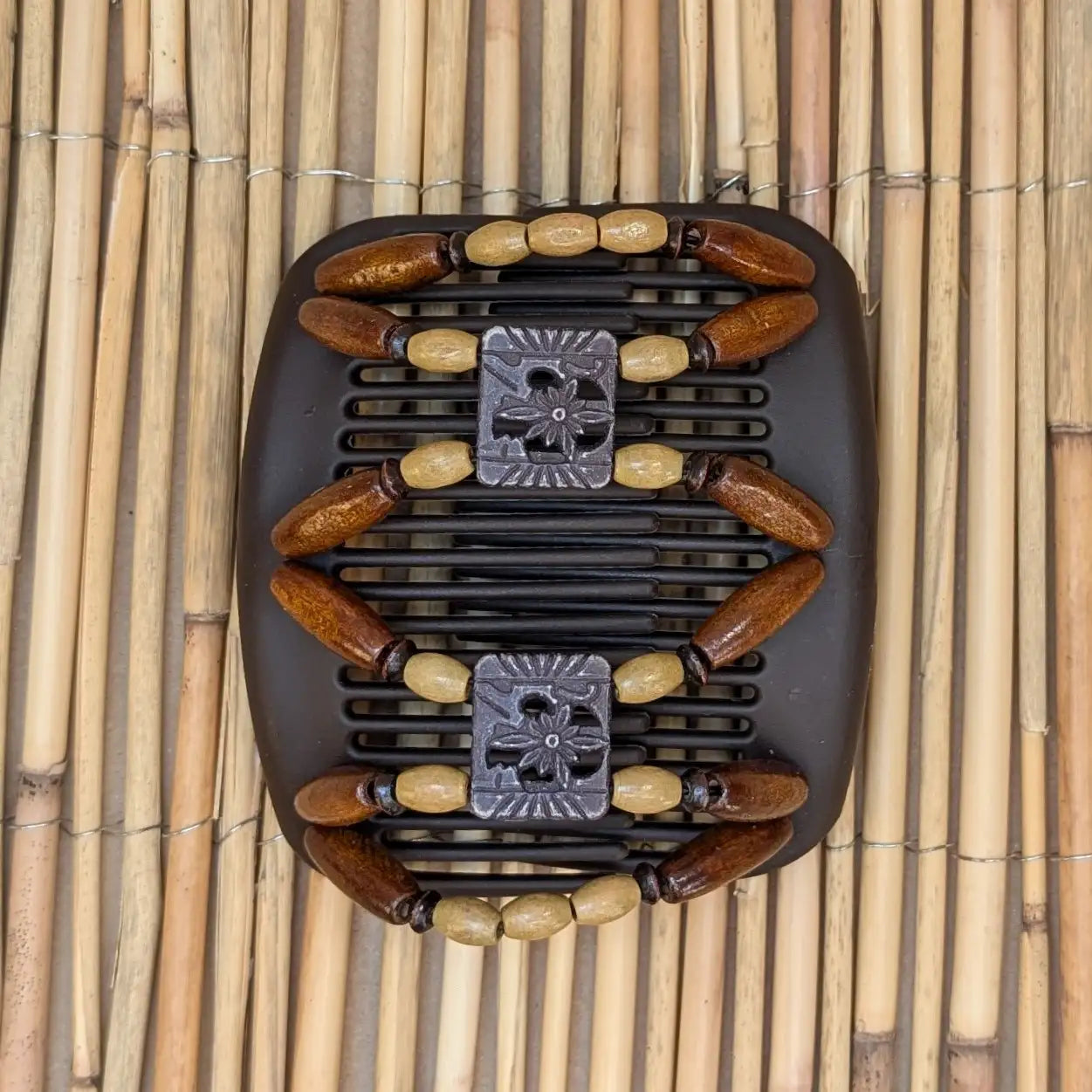 African Butterfly "Dupla" mit braunen Holzperlen braun