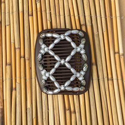 African Butterfly "Ndalena" mit silbernen Kunstperlen braun