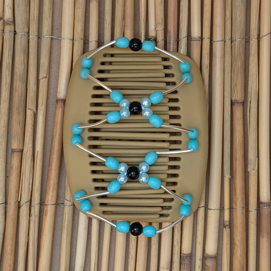 African Butterfly "Beada Tube" mit mintgrünen-schwarzen Kunstperlen beige