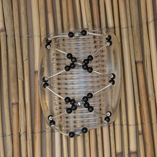 African Butterfly "Beada Tube" mit schwarzen Kunstperlen durchsichtig