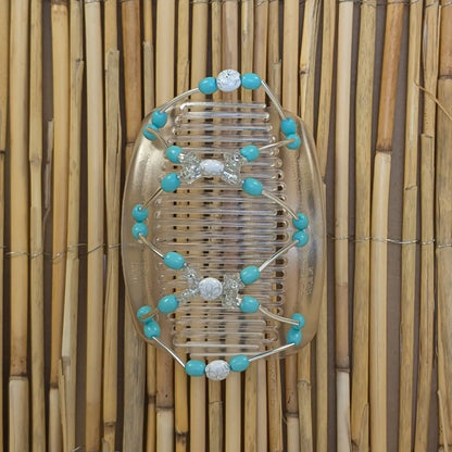 Durchsichtiger African Butterfly Haarkamm mit türkis, klaren und weißen Kunstperlen mit feinen Metallstäben - flexibler Haarschmuck für Hochsteckfrisuren.