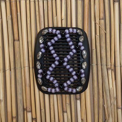 African Butterfly "Ndalena" mit silber-lilafarbenen Kunstperlen schwarz