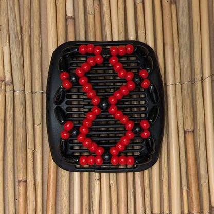 African Butterfly schwarzer Kamm mit rot schwarzen Holzperlen