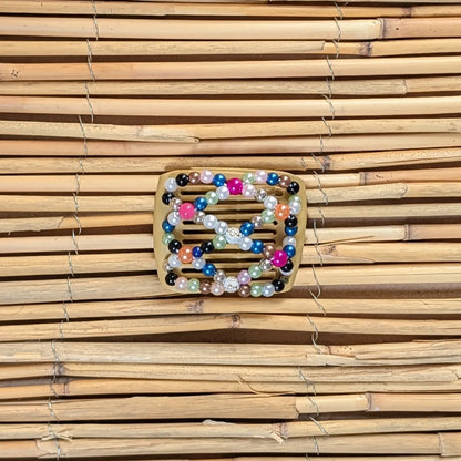 Ladybug (mini) "Ndalena" mit bunten Kunstperlen beige