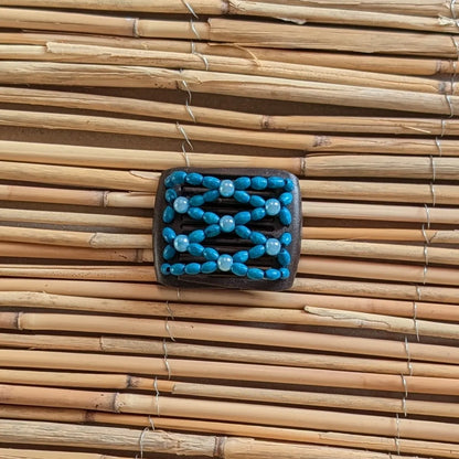 Ladybug (mini) "Ndbele" mit türkisen Holzperlen braun