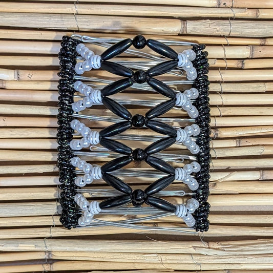 Rhino "Ndalena" extragroß mit weiß-schwarzen Kunstperlen