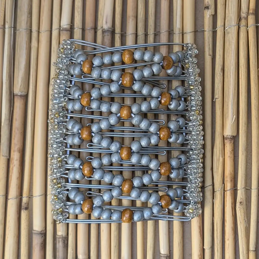 Rhino "Ndbele" extragroß mit silber-braunen Holzperlen