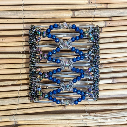 Rhino "Ndalena" groß mit blau-silbernen Kunstperlen